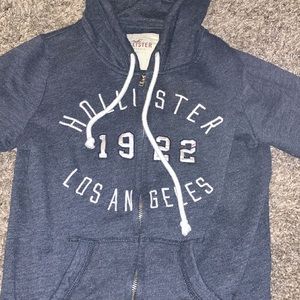 hollister zip up/ hoodie:)